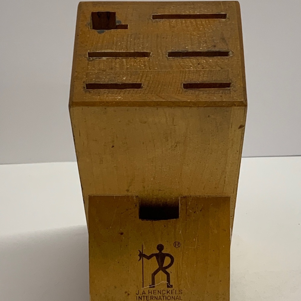 JA Henckels International Knife 7 Slot Wood Block